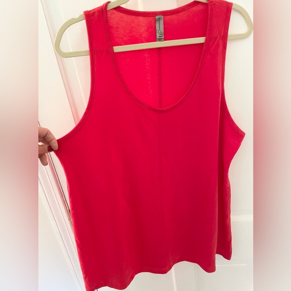 NWOT Bundle of Women’s Tee and Tank Size 2X - Picture 4 of 6